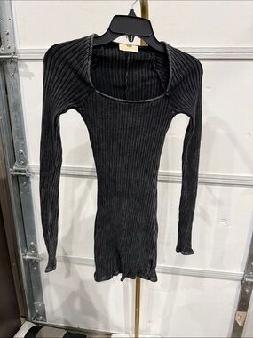 La luxe Ribbed Long-Sleeve Bodycon romper- Charcoal Black